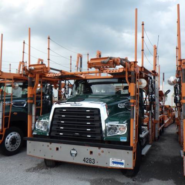 2020 FREIGHTLINER 114SD
