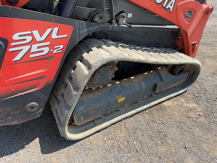 2019-kubota-svl75-2-image-12