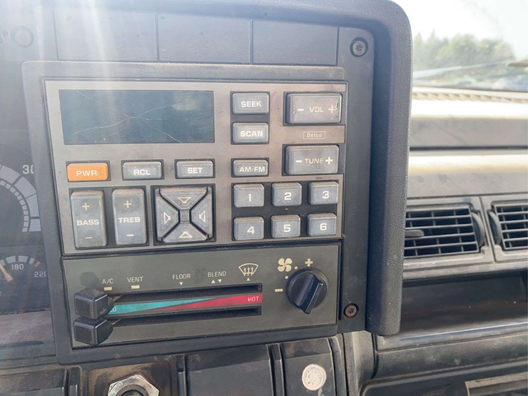 1994-gmc-c7h-s/a-bulk-fuel-truck-image-45