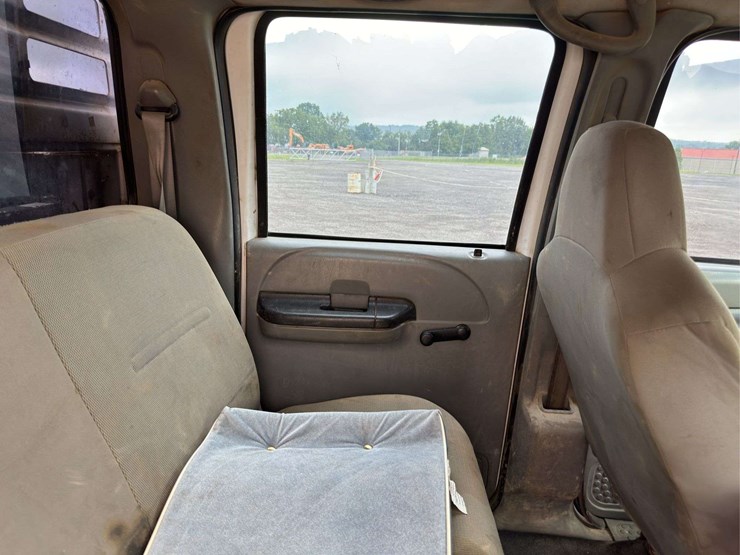 2007-ford-f450-image-62