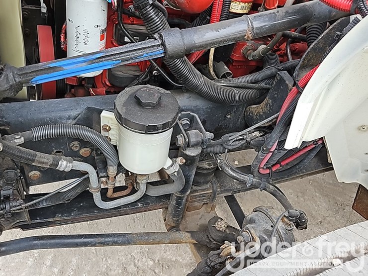 2015-international-durastar-4300-image-28
