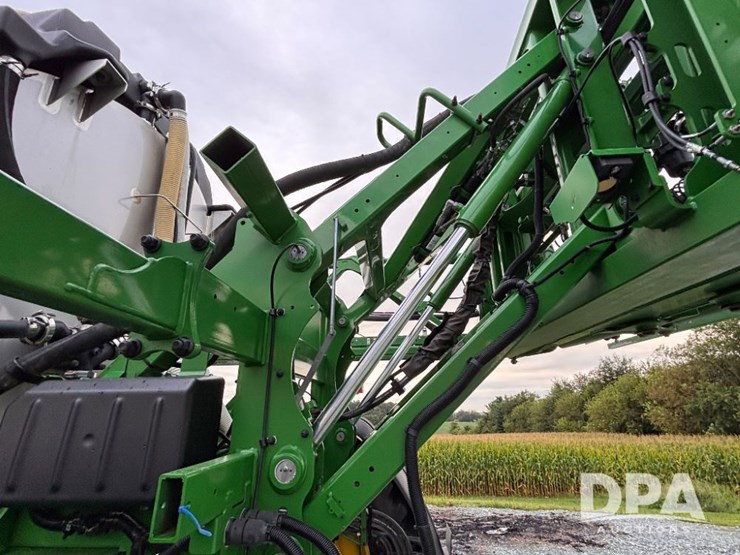2023-john-deere-612r-image-53