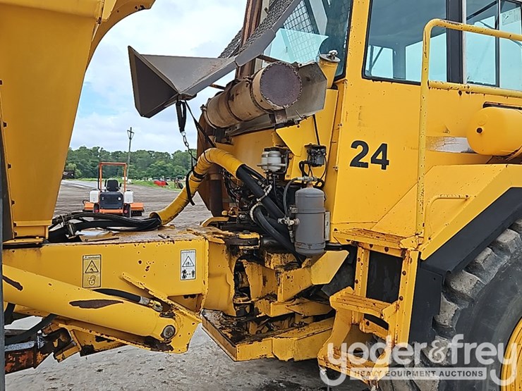 1999-volvo-a25c-image-11