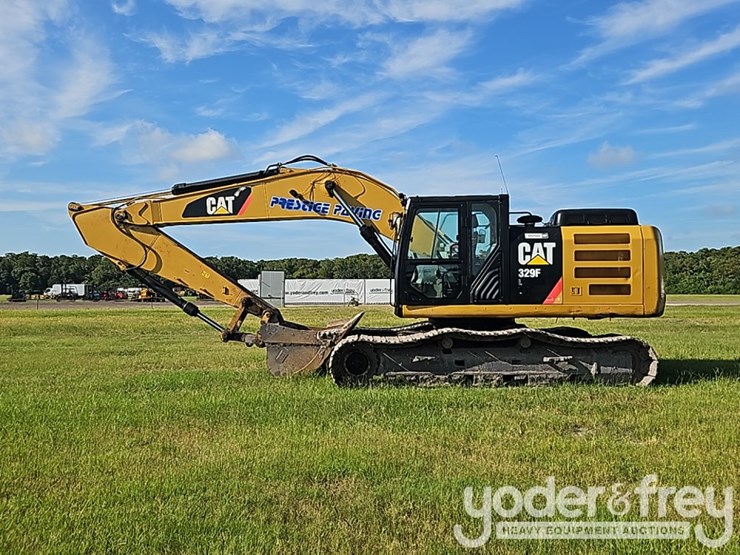 2015-caterpillar-329fl-image-2