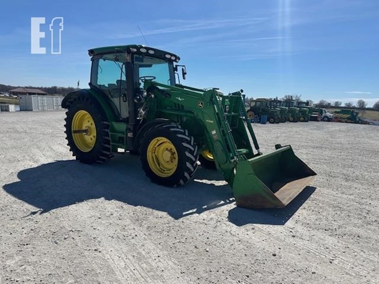 2014-john-deere-6125r-image-9