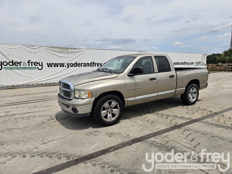 2004-dodge-ram-1500-image-1