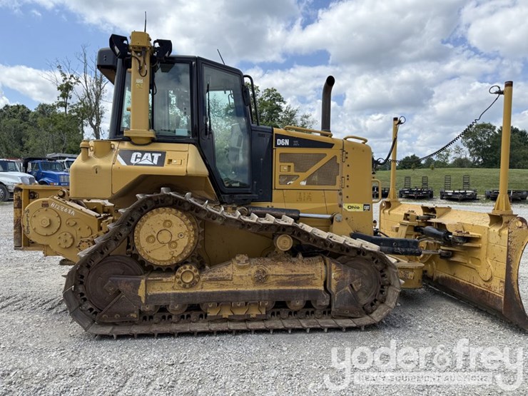 2015-caterpillar-d6n-xl-image-7