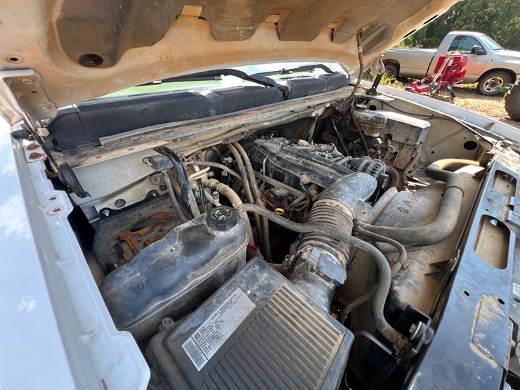 2009-chevrolet-2500-image-11