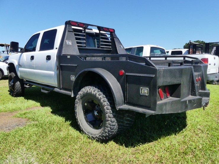 2005-chevrolet-3500-image-4