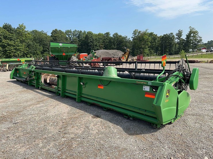 2013-john-deere-635f-image-3