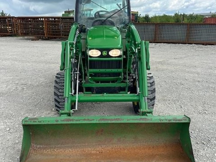2011-john-deere-4720-image-11