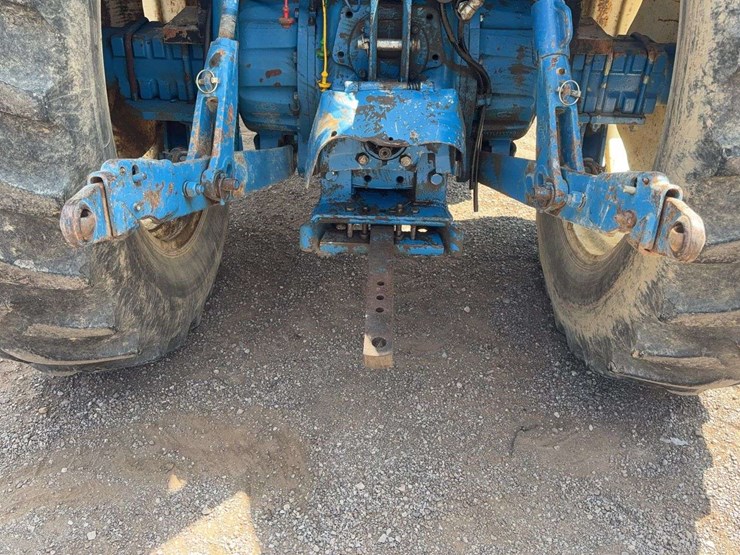 ford-7740-image-8