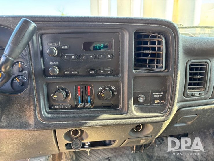 2005-chevrolet-2500hd-image-72