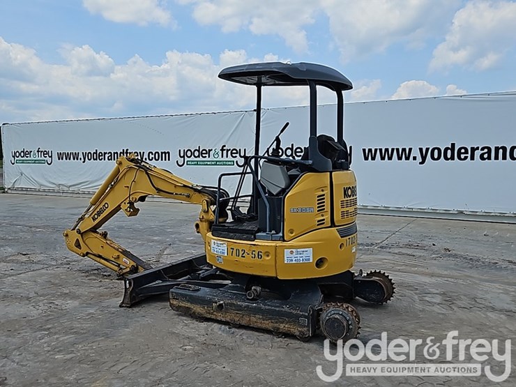 2020-kobelco-sk30-image-3