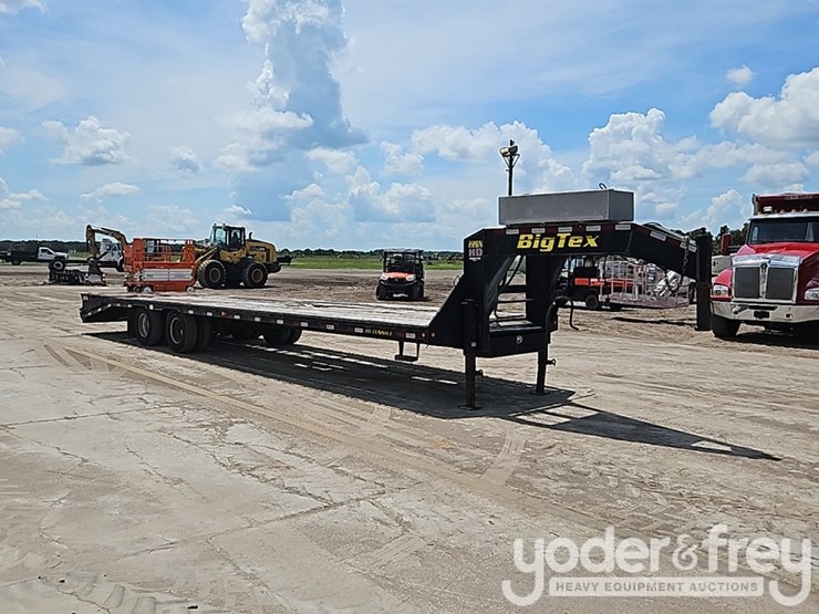 2015-big-tex-22gn-28bk+5mr-image-5