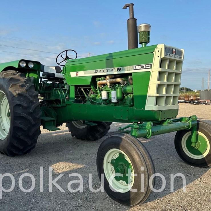 1961 OLIVER 1800