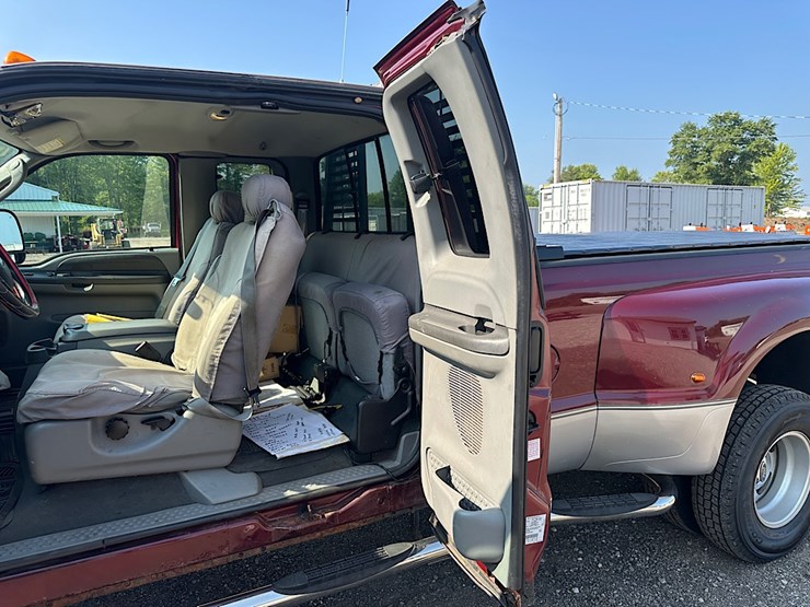 2004-ford-f350-image-5