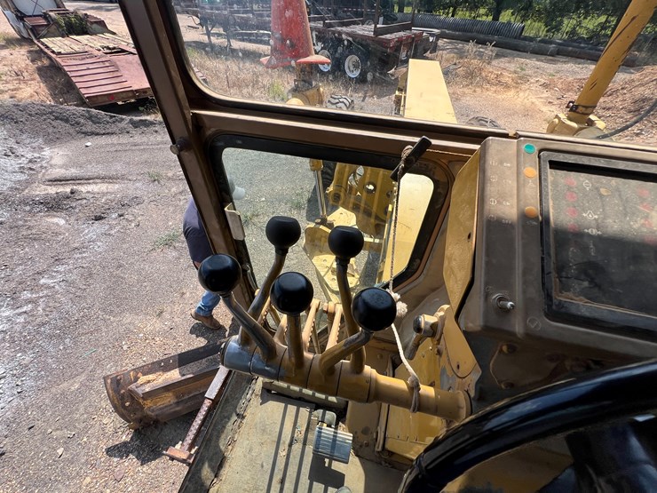 caterpillar-140g-image-70