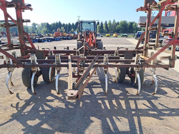 wilrich-25'-cultivator-image-4