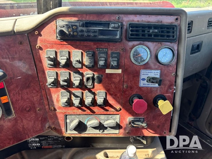 2003-international-9200i-image-77