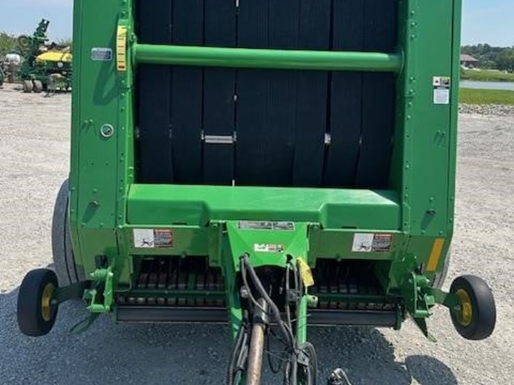 2019-john-deere-560m-image-14