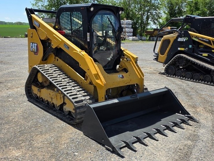 2021-caterpillar-289d3-image-2