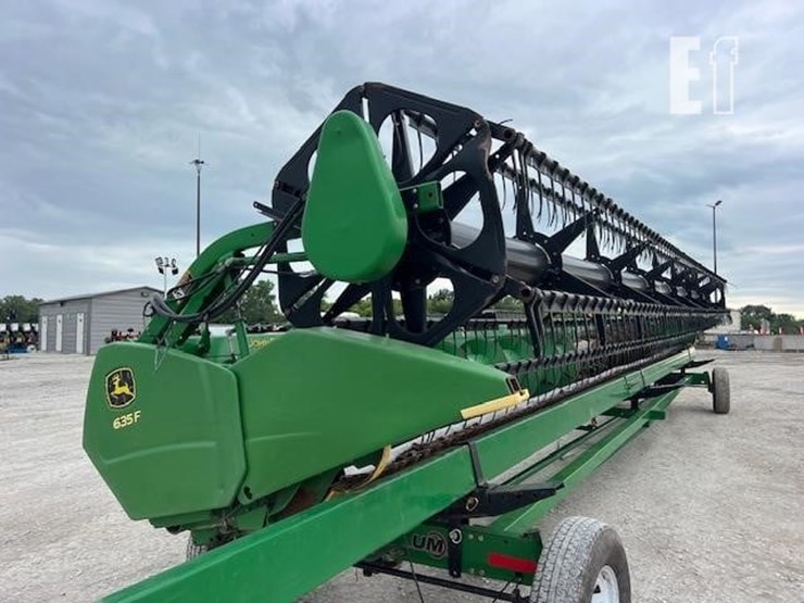 2009-john-deere-635f-image-3
