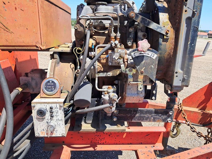 asphalt-crack-filler-image-9