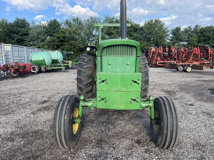 1972-john-deere-4320-image-3