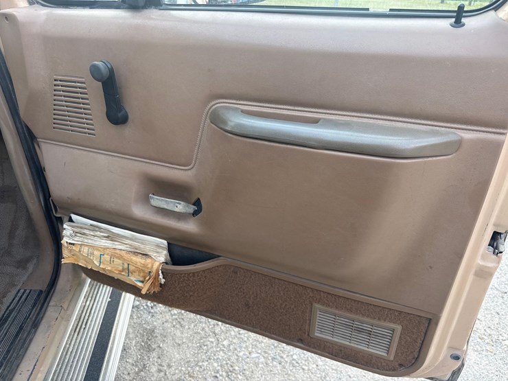 1988-ford-f250-image-24