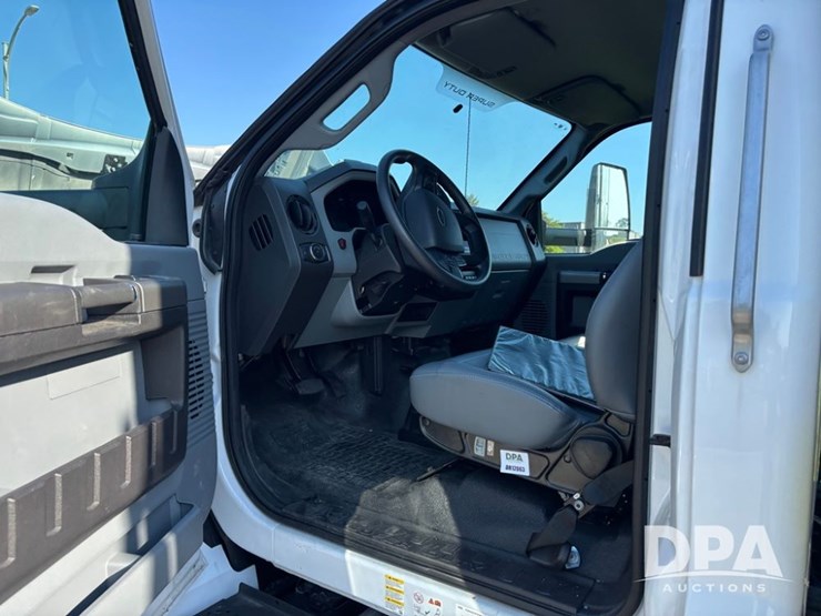 2023-ford-f650-image-80