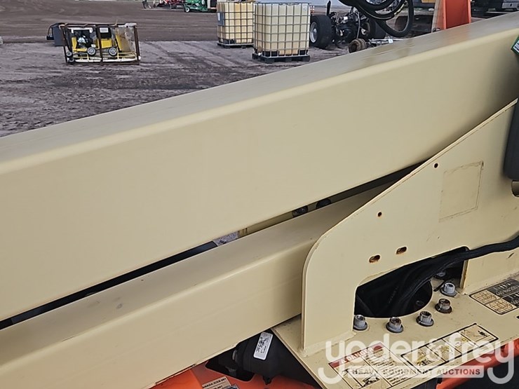 2018-jlg-t500j-image-23
