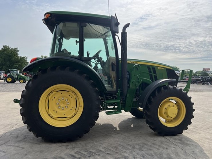 2012-john-deere-5115m-image-12