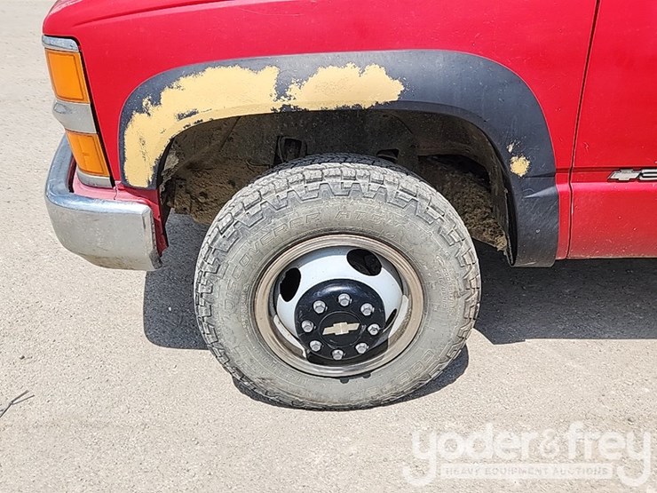 1998-chevrolet-3500-image-11