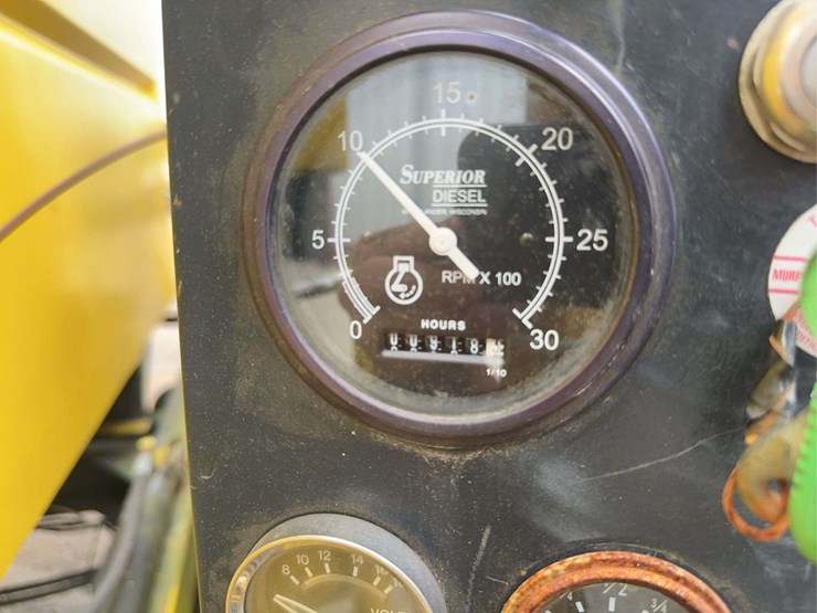 2009-dinkmar-sc-25-muleself-contained-leaf-vac-image-37