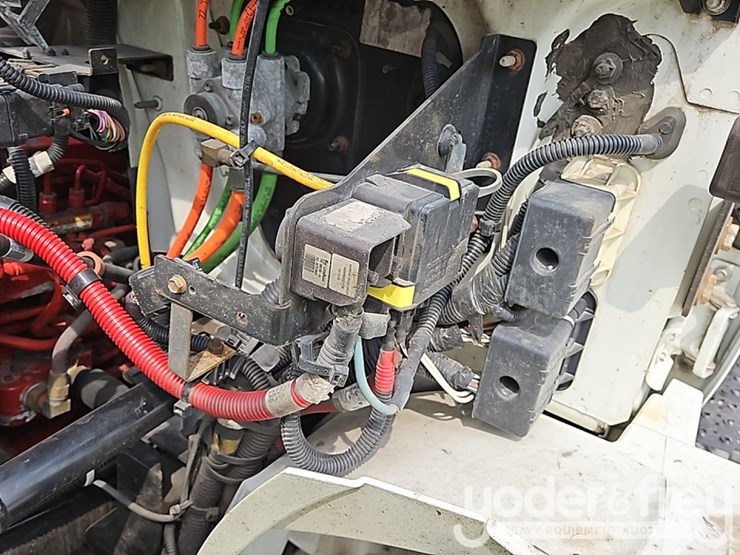 2017-international-durastar-4300-image-35