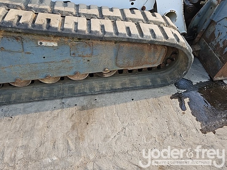 2007-bobcat-t300-image-19