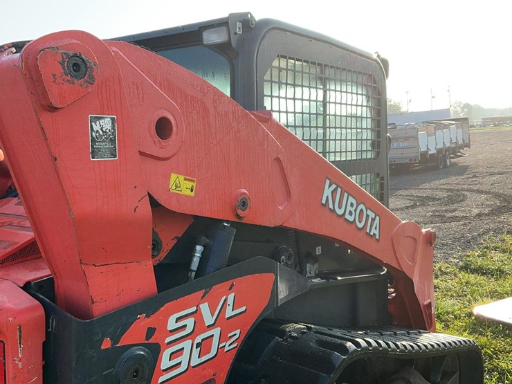 2015-kubota-svl90-2-image-30