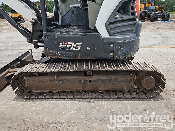 2019-bobcat-e35-image-22