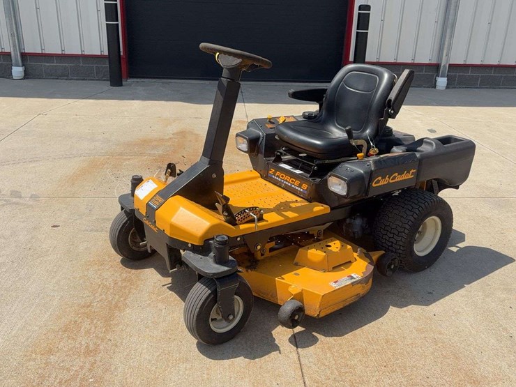 2012-cub-cadet-rzts54-image-1