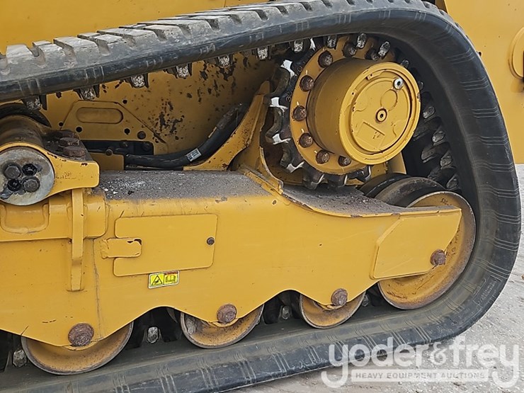 2022-caterpillar-259d3-image-8