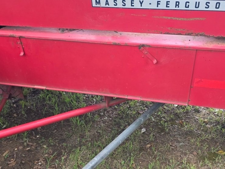 massey-ferguson-12-image-11
