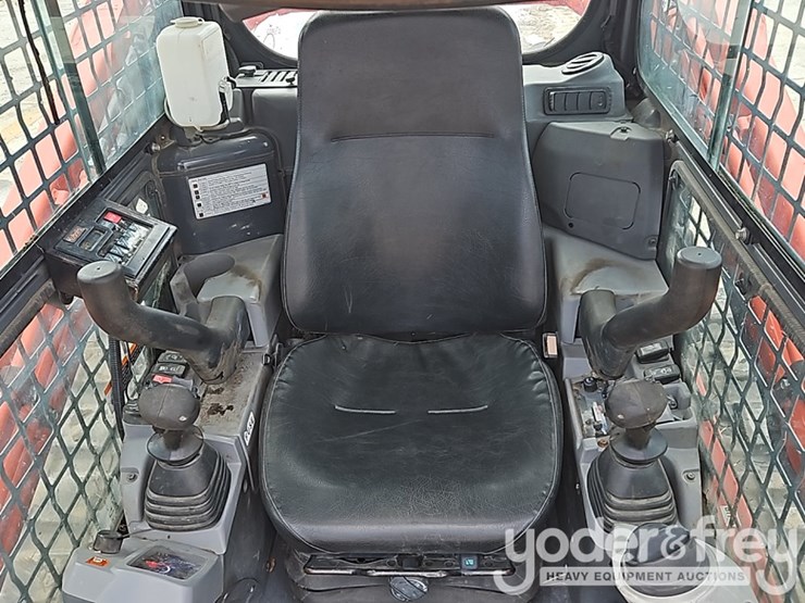 2021-kubota-svl75-2-image-25