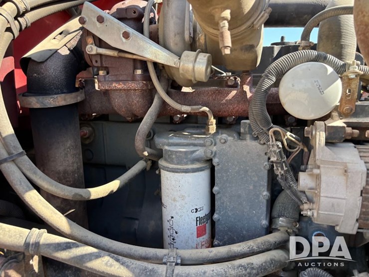 1995-freightliner-fl80-image-35
