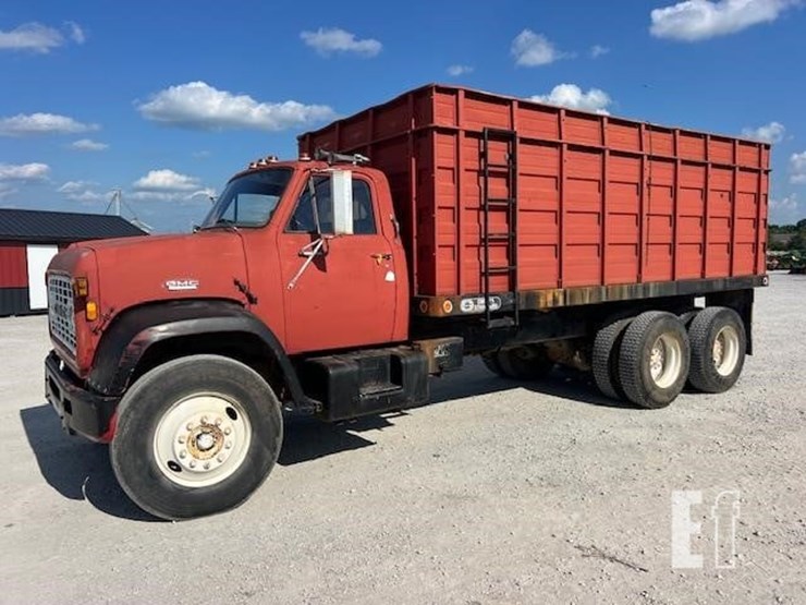 1997-gmc-7500-image-2