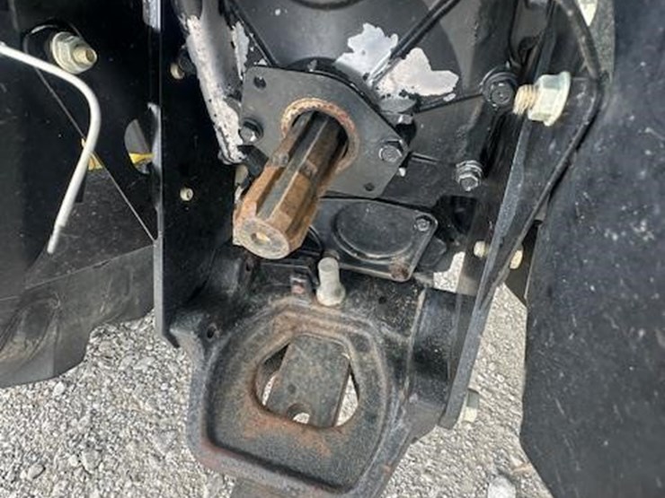 2011-john-deere-4720-image-7