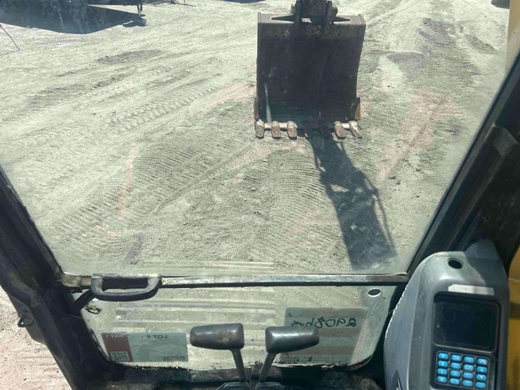 2006-komatsu-pc400-lc-image-10