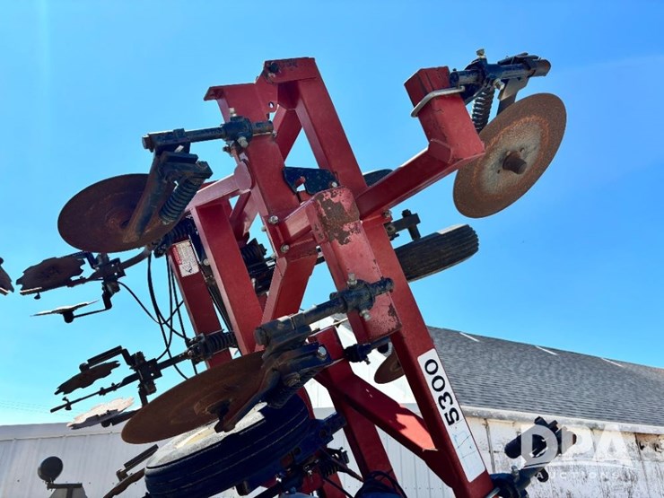 case-ih-5300-image-23