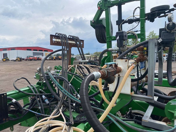 john-deere-2510h-image-16