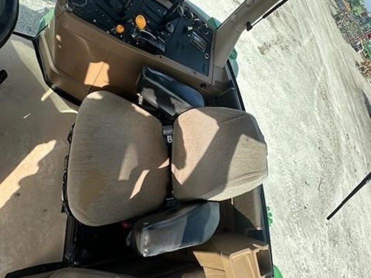 john-deere-7410-image-22